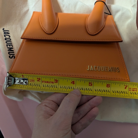 Jacquemus Le Chiquito Moyen Bag - Picture 10 of 16